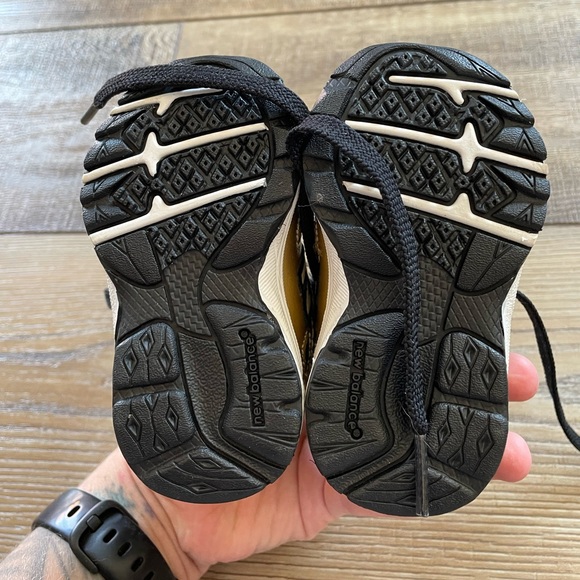 Nike New Balance 990 infant shoes size 3 - Picture 2 of 5